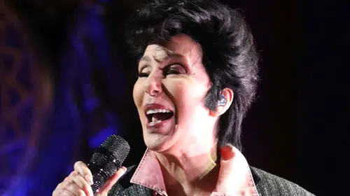 Cher'in Aile Dramı: Oğlu Nafaka Borcu İçin Annesini Suçladı