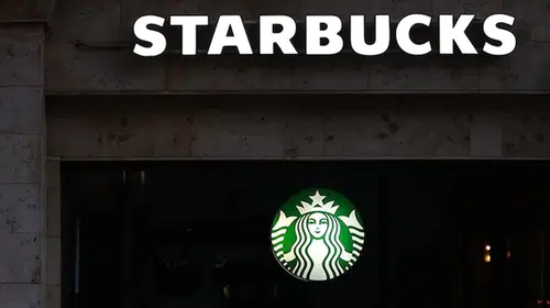Kahve devi rotayı değiştirdi: Starbucks dev tasarruf planı için düğmeye bastı
