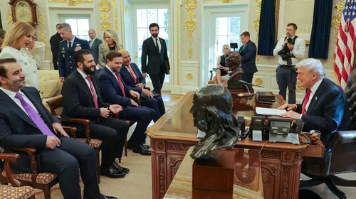 Trump'tan Kürt gruplara sert çıkış: "Sadece para için savaşıyorlar ve silahları saklıyorlar"