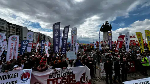 İzmir’de 1 Mayıs: Birliğin gücü mü, sendikal bürokrasinin gölgesi mi?