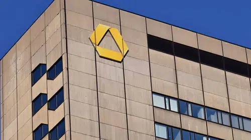 Commerzbank’tan dev savunma: UniCredit hamlesine karşı personel azaltma kararı