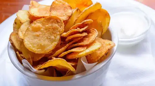 Cips tutkunlarına kötü haber: Fiyat etiketleri baştan aşağı değişti