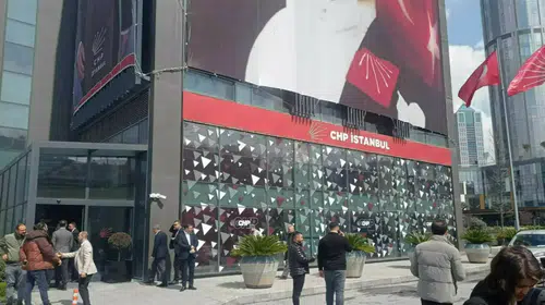 CHP İstanbul İl Başkanlığı'ndan dijital alarm: Sosyal medya hesabı ele geçirildi