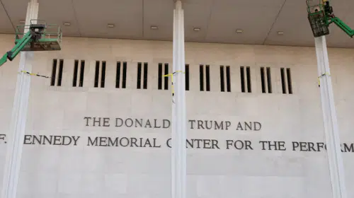Kennedy Center'da tabela krizi: Yargıdan 'Trump' ismine vize çıkmadı