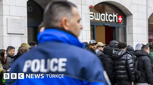 Saat tutkunlarını sokağa döken 'Royal Pop' çılgınlığı: Mağazalar kapılarını kilitledi