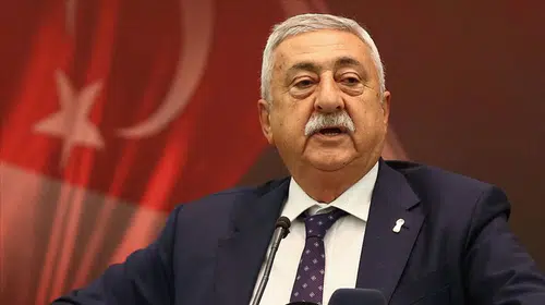 Kredi kartı borçlarında alarm zilleri çalıyor: TESK'ten acil yapılandırma çağrısı