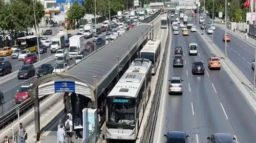 Beylikdüzü metrobüs durağındaki cinayete bir tutuklama geldi