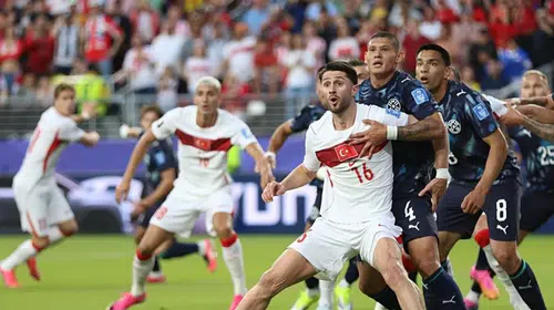 Milli takımın Paraguay sınavında talihsiz anlar