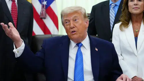 Trump başkanlık yetkisini geniş yorumluyor