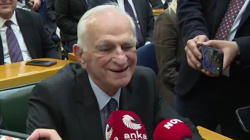 Önder Sav’dan CHP’de yaşanan krize sert tepki: “Parti şemsiyesi delinirse herkes sağanak altında kalır”