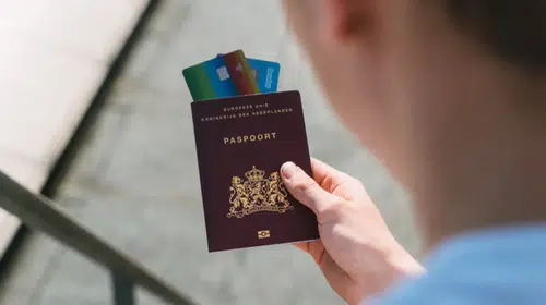 Vize kapıları kime açılıyor, kimler takılıyor? 2025 Schengen karnesi belli oldu