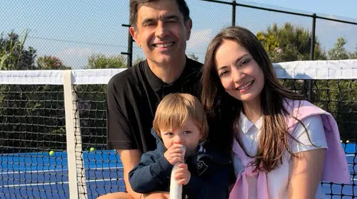 Cansel Elçin ve Tuğçe Bayat çiftinden aile saadeti paylaşımı