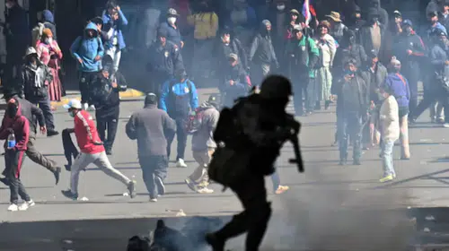 Bolivya’da Paz yönetimi sallantıda: Kabineden peş peşe ayrılıklar geliyor