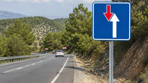 Belçika yollarında trafik işaretleri ve kurallar değişiyor