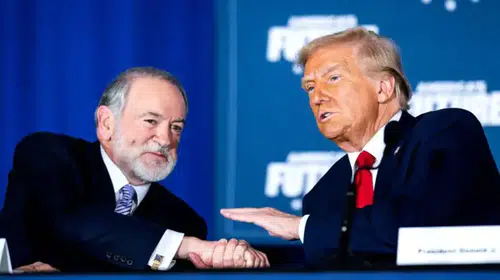 Büyükelçi Huckabee ile Trump arasında tarihi kimlik tartışması