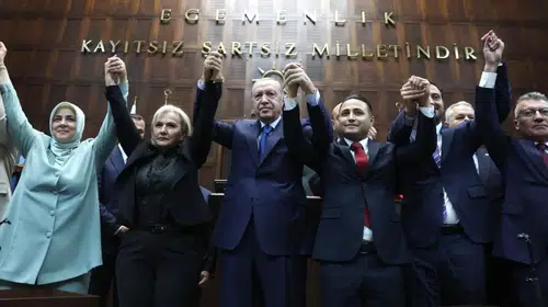 Şamil Tayyar parti transferlerine yönelik kuralları eleştirdi