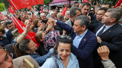 Siyasette yeni oluşum tartışmaları ve CHP ekseni