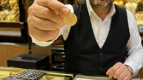 Altın yatırımcısını üzecek gelişme: Commerzbank'tan dikkat çeken revizyon