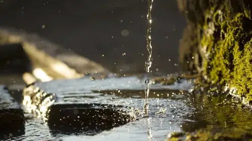 Kanada yeraltında iki milyar yıllık su bulundu