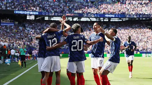 Fransa Dünya Kupası macerasına Senegal galibiyetiyle başladı