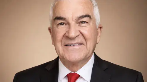 Yüksek Maaş Tartışması Siyasette Vicdan Sınırlarını Zorluyor