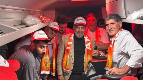 AK Parti Diyarbakır teşkilatı 25. yıl kutlamaları için Ankara yolunda