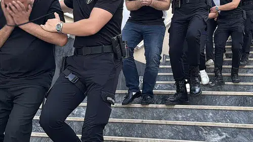 İstanbul merkezli vize vurgunu operasyonunda 38 kişi hakim karşısında