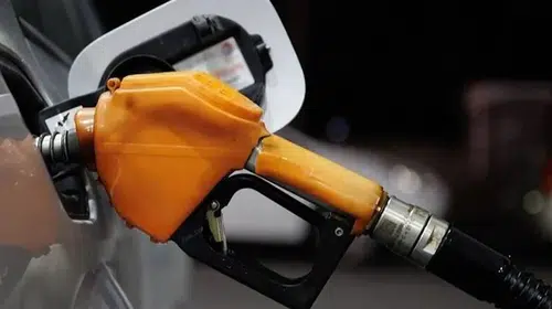 Motorinde ÖTV sıfırlandı pompa fiyatlarına yüzde 13 indirim yansıdı