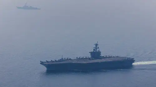 ABD Başkanı Trump USS Abraham Lincoln gemisi için değişim sinyali verdi