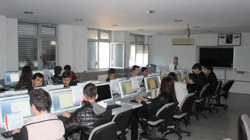 MEB, Meslek Lisesi Alan Sonuçlarını Paylaştı: Alan Değişikliği Mümkün mü?