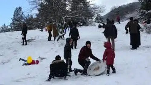 Kastamonu'da 7 Ocak 2026'da Okullar Açık mı, Kapalı mı? Valilikten Kar Tatili Hakkında Son Gelişmeler!