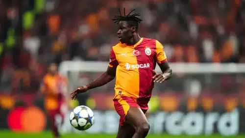 Galatasaray-Liverpool Şampiyonlar Ligi Maçı: Okan Buruk'un Kadrosu ve Singo'nun Durumu Merak Ediliyor!