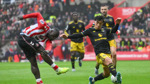 Hollanda rüzgarının estiği maçta gol sesi çıkmadı: Manchester United ve Sunderland puanları paylaştı