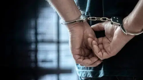 Adana Adliyesi’nde rüşvet depremi: Hakim açığa alındı, dev temizlik operasyonu başlıyor