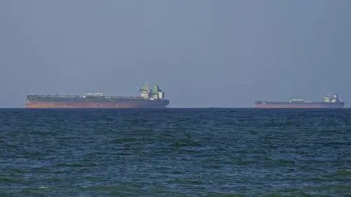 Hürmüz Boğazı'nda BAE'ye ait iki petrol tankerine saldırı düzenlendi