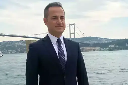 Ali Kurt hayatı kimdir? Akademik ve kariyer yolculuğu