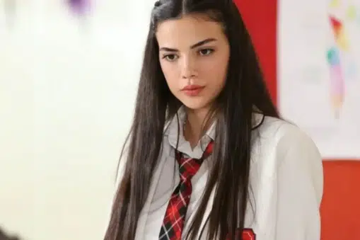 Eylül Lize Kandemir: Masumiyet Müzesi'nin Parlayan Yıldızı Eylül Lize Kandemir