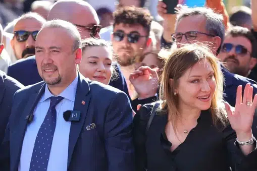 Özkan Yalım Evli Mi, Eşi Kim? Ayşeğül Yalım Kimdir?