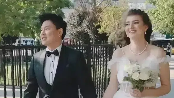 Gülce Elibol Kimdir, Kaç Yaşında, Evli mi, Boşandı Mı, Aslen Nereli, Ne İş Yapıyor? Hayatı ve Biyografisi