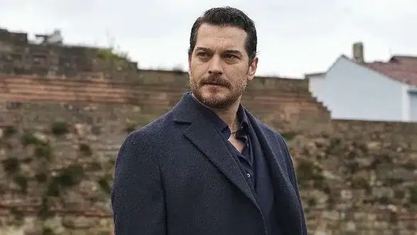 Eşref Rüya Eşref Tek hangi mafya babası gerçek bir hikaye mi, kimin hayatını anlatıyor?