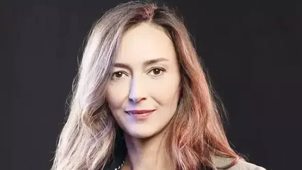 Özlem Çınar: Yaşantısı, Kişisel Bilgileri ve Hayatına Dair Merak Edilenler