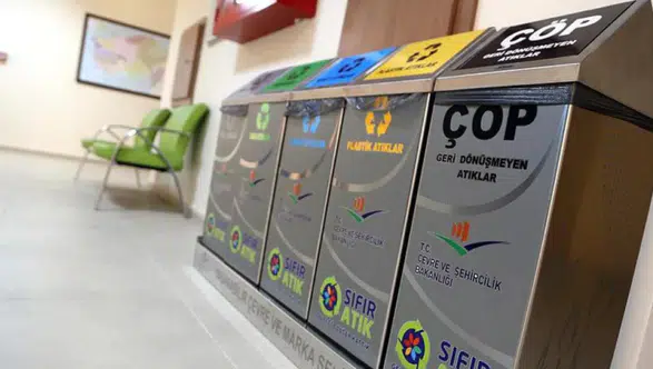 Okullarda Nisan Ayı Sıfır Atık Temasıyla Kutlanıyor!