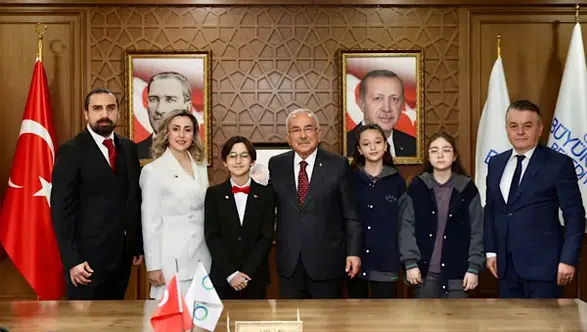 Başkan Güler 23 Nisan’da makamını öğrenciye devretti