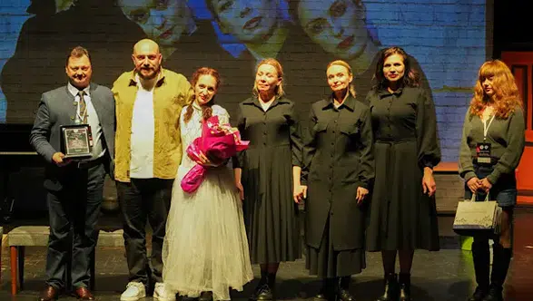 Trabzon'da 5. Uluslararası Tiyatro Festivali Tüm Hızıyla Devam Ediyor!