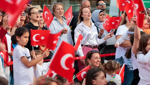 23 Nisan Etkinlikleri İptal Edildi mi? Şehirlerdeki Konserlerin Güncel Durumu Nedir?
