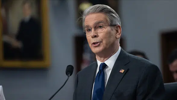 Washington'dan Tahran'a sert uyarı: İran uçaklarına hizmet verenler yaptırım listesine girebilir