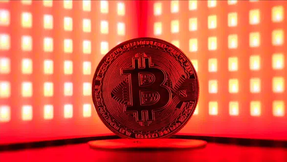 Kripto dünyasında gözler 85 bin dolar sınırında: Bitcoin’de tarihi zirve heyecanı