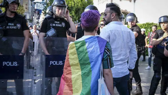 Beyoğlu genelinde etkinliklere 24 saatlik yasak kararı