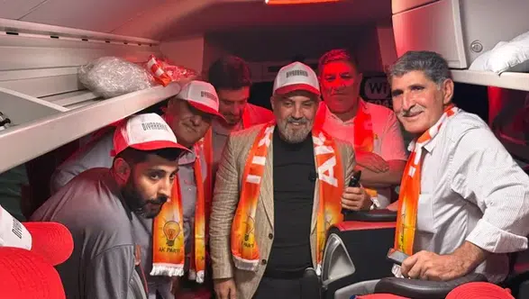 AK Parti Diyarbakır teşkilatı 25. yıl kutlamaları için Ankara yolunda