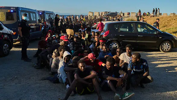 Ceuta sınırında göçmenlere kötü muamele iddiası: Rabat'tan Madrid'e suçlama